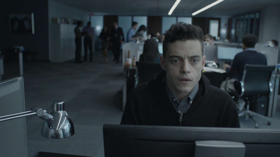 Mr.Robot_.S03E05.eps3_.4_runtime-err0r.r00.jpg